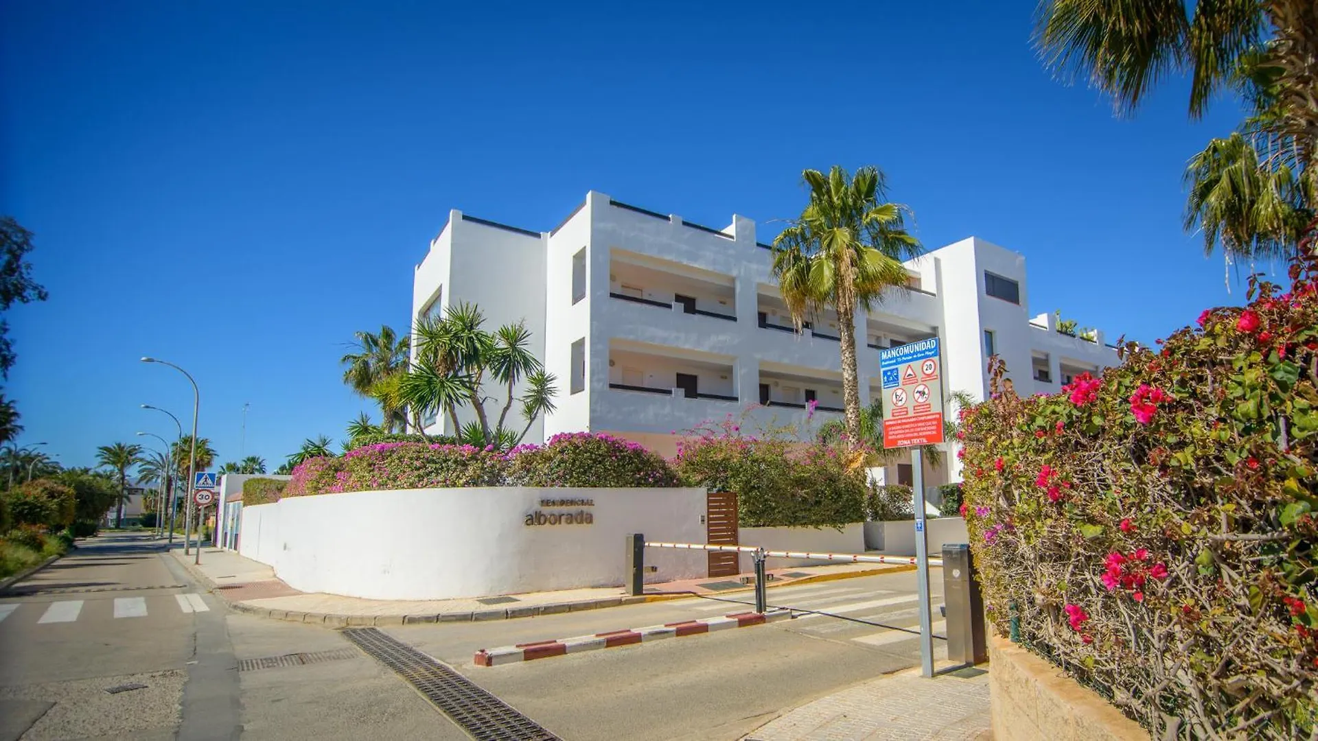 Alborada Marinas Apartment Vera Spain